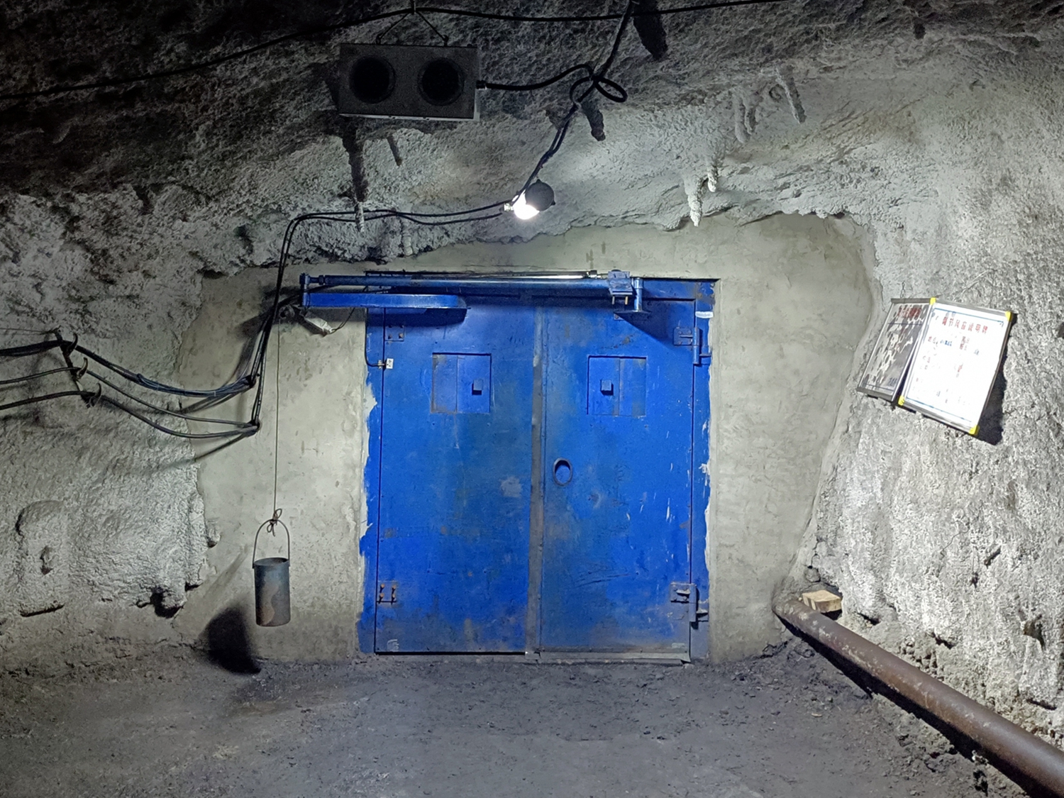 1694656831124539.jpeg 全自動風門.jpg