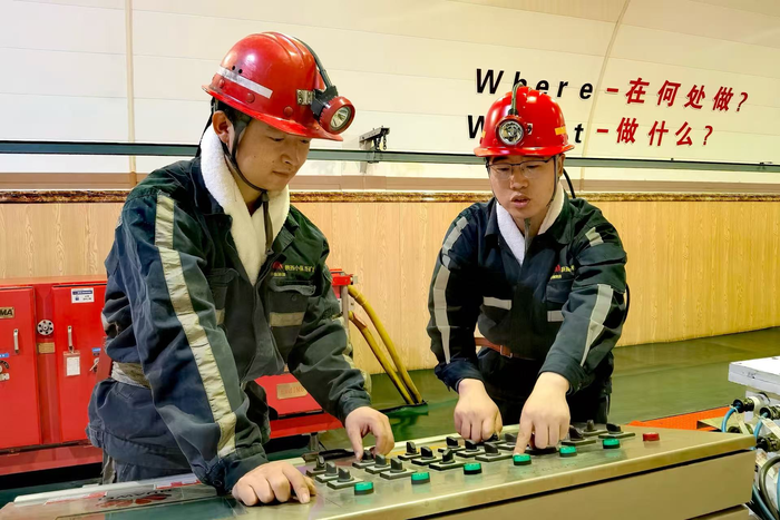 1759992773693743.png image.png