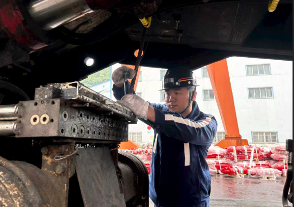 1760512460353912.png image.png